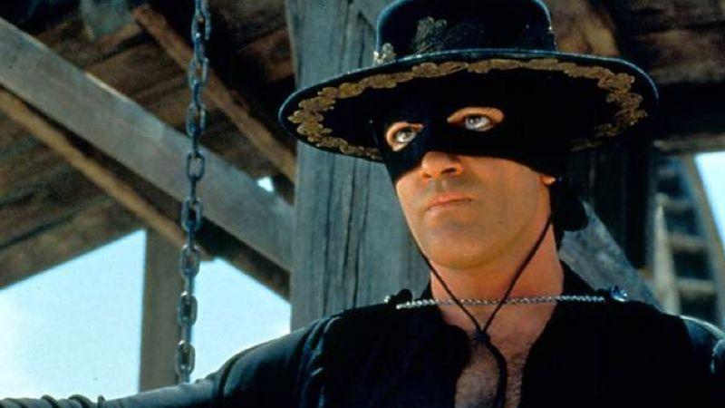 Canal CW planeja série do Zorro com protagonista feminina e